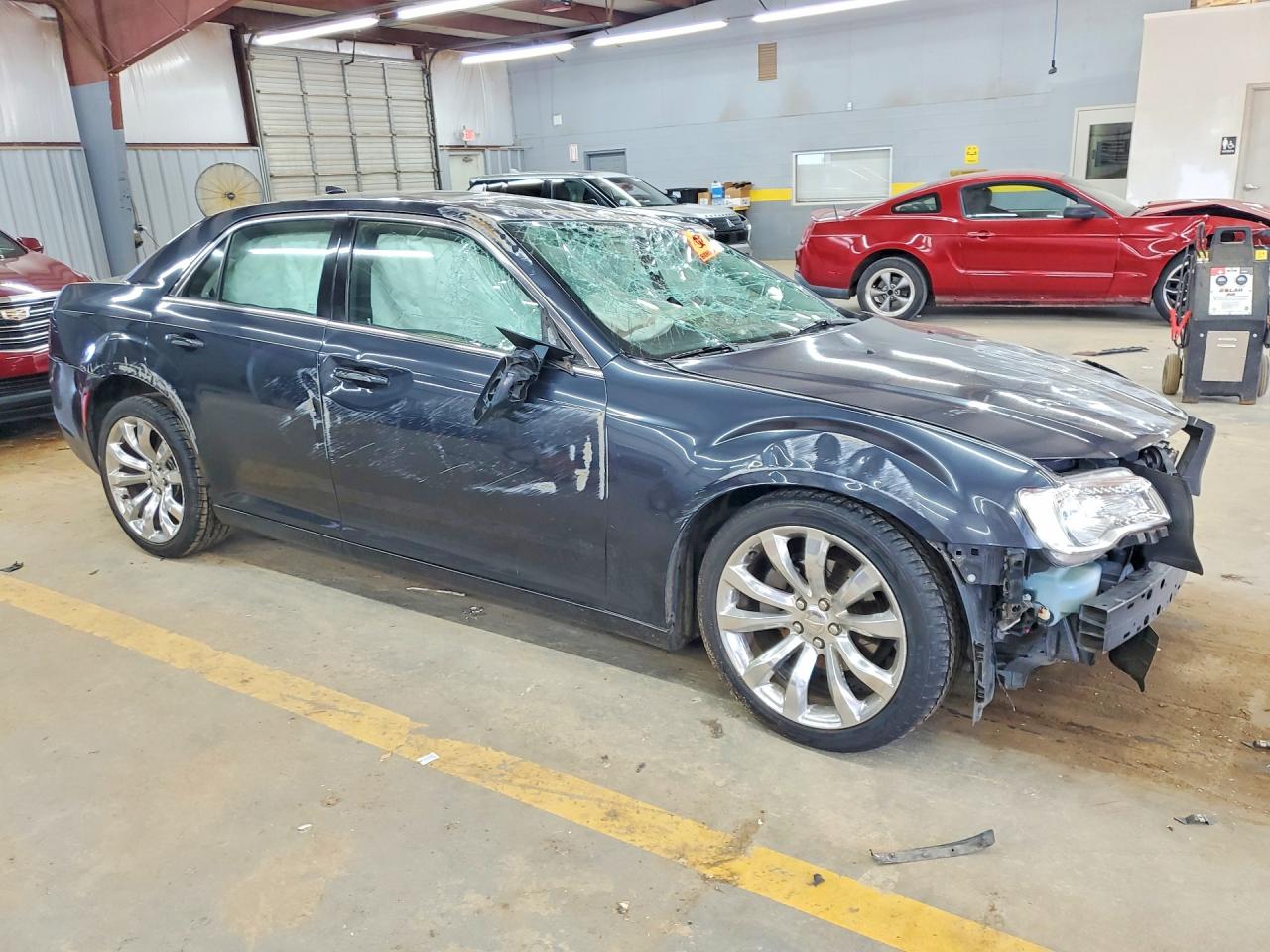 2016 CHRYSLER 300