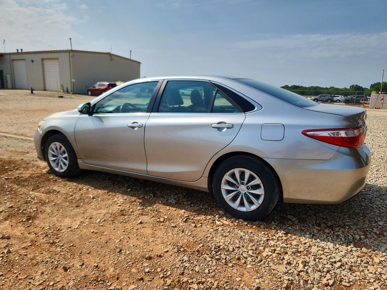 2017 TOYOTA CAMRY