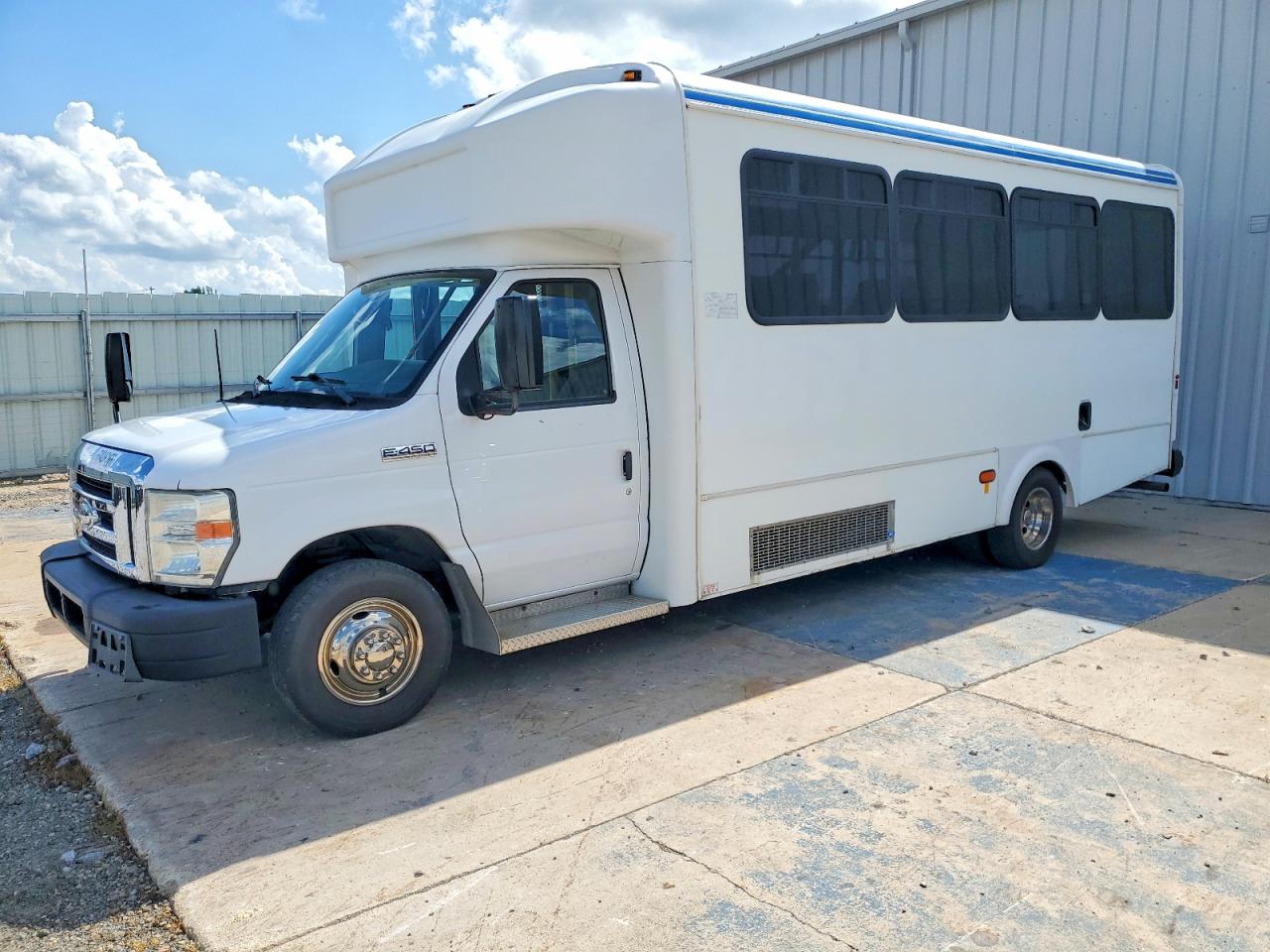 2015 FORD ECONOLINE