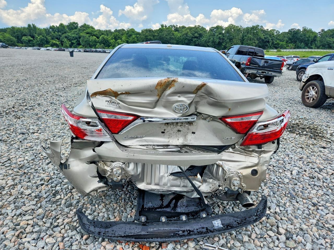 2017 TOYOTA CAMRY