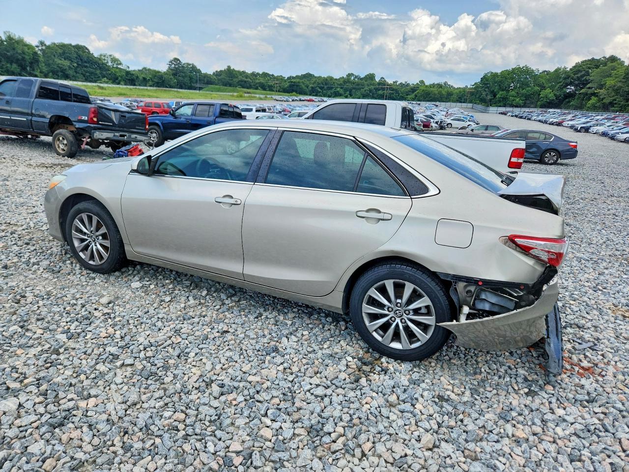 2017 TOYOTA CAMRY