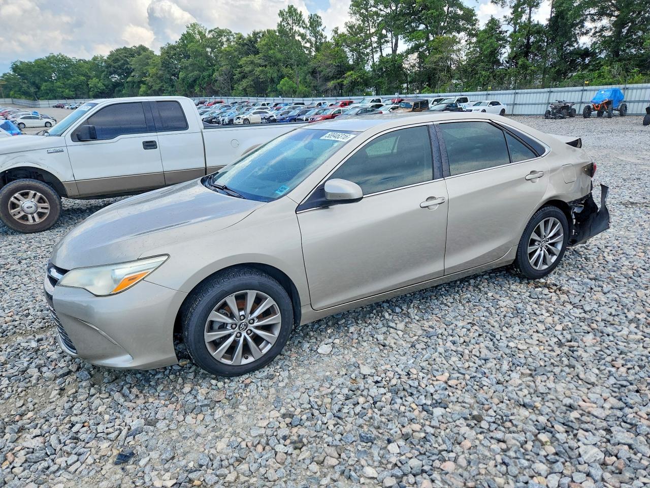 2017 TOYOTA CAMRY