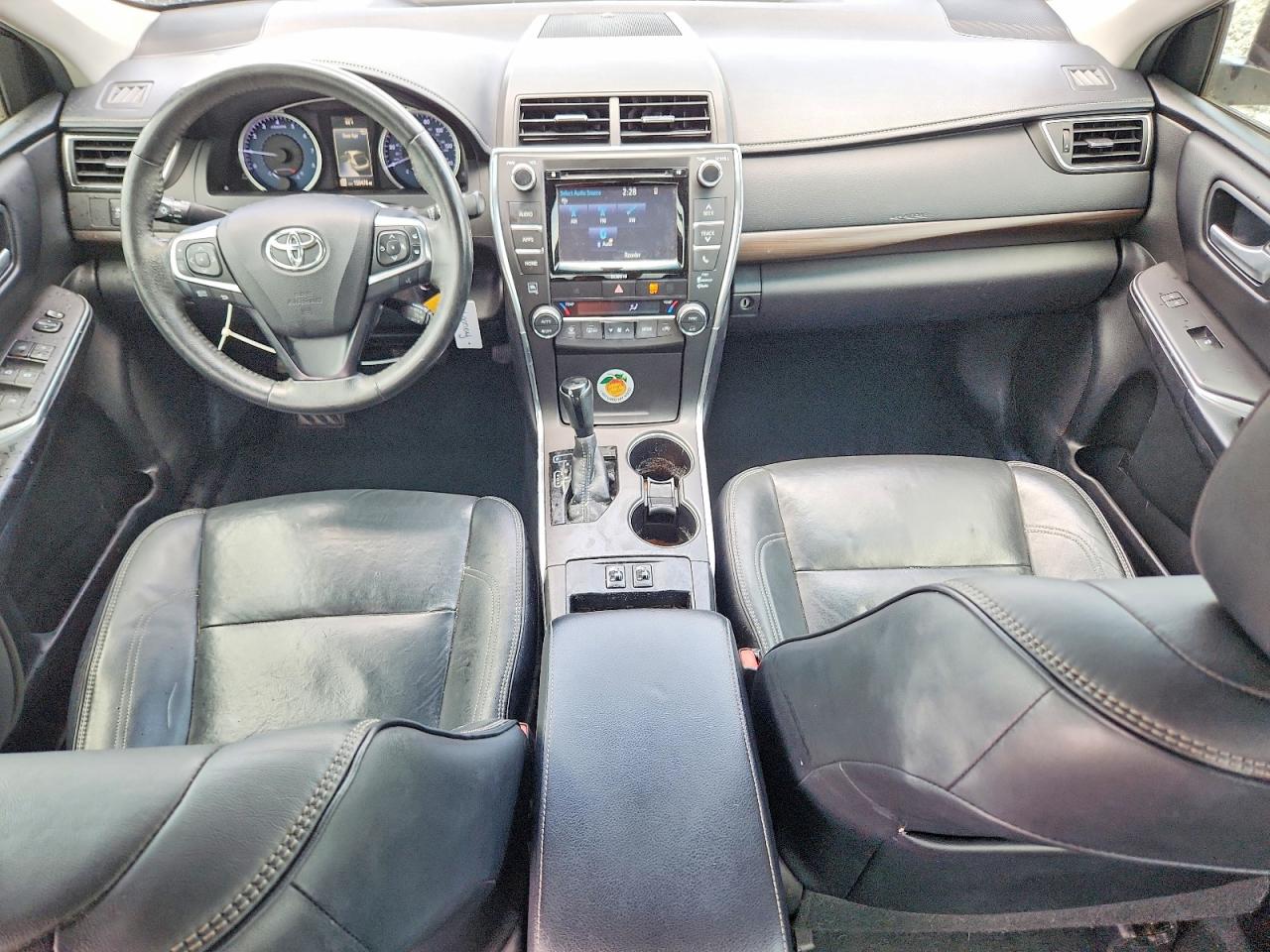 2017 TOYOTA CAMRY