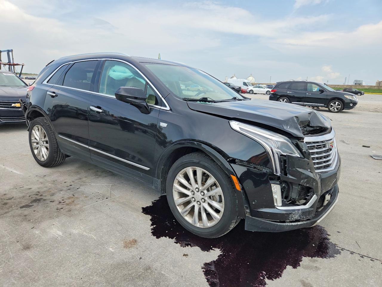 2018 CADILLAC XT5