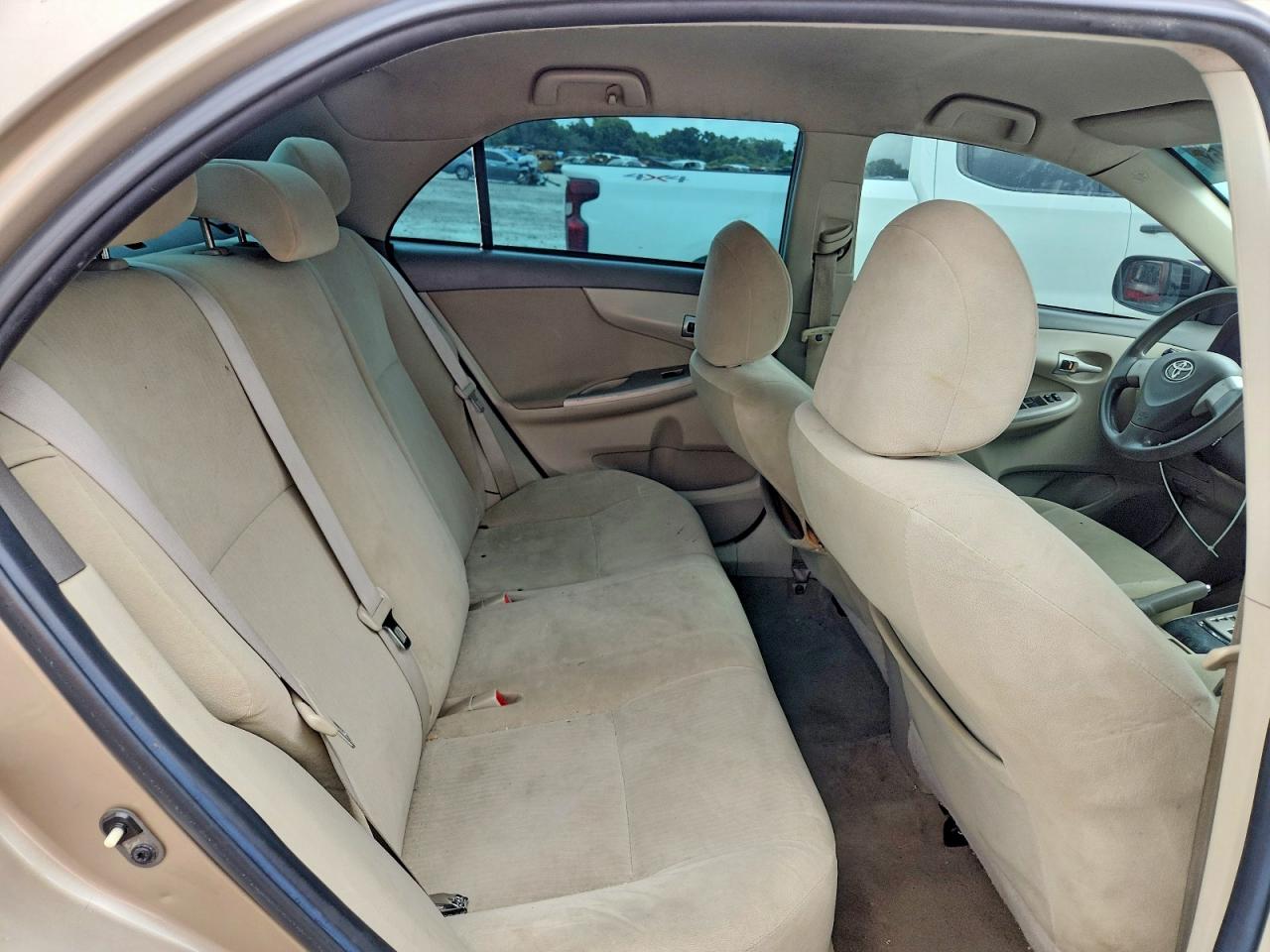 2010 TOYOTA COROLLA