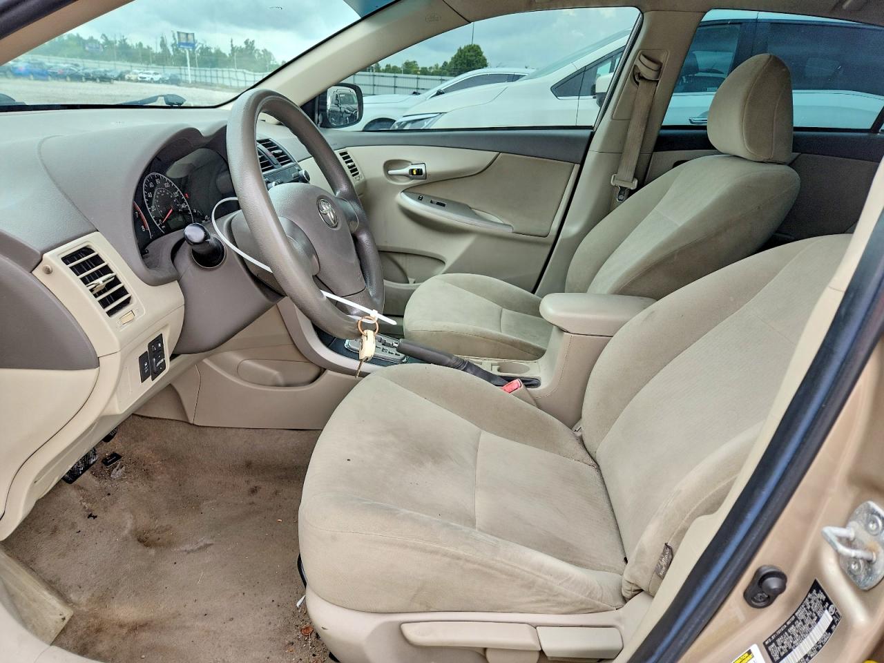 2010 TOYOTA COROLLA