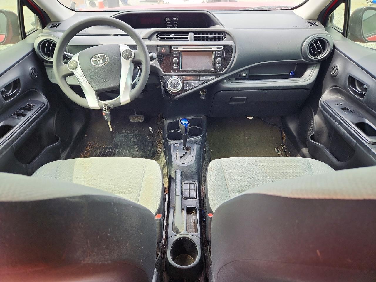 2015 TOYOTA PRIUS C ON