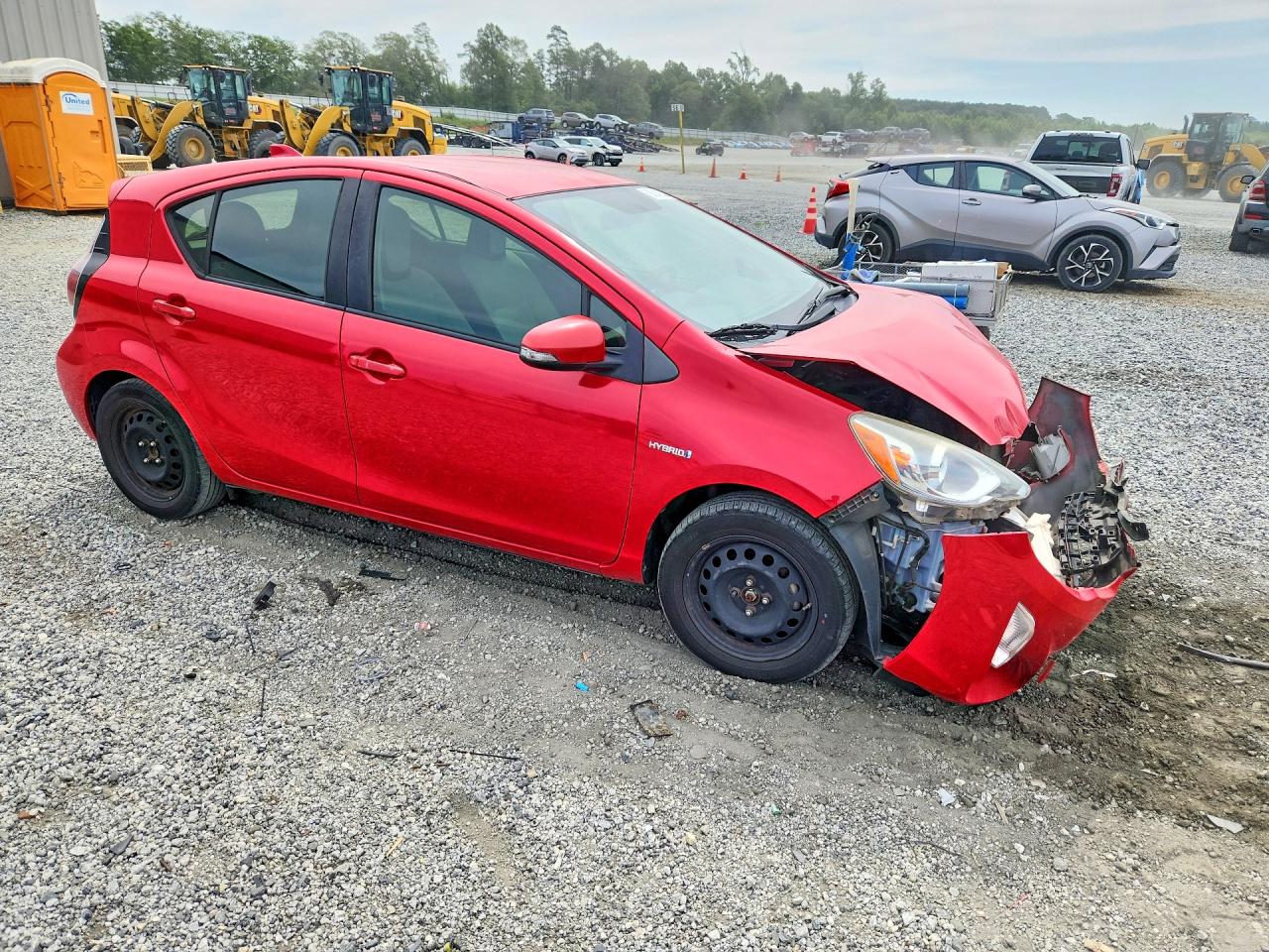 2015 TOYOTA PRIUS C ON