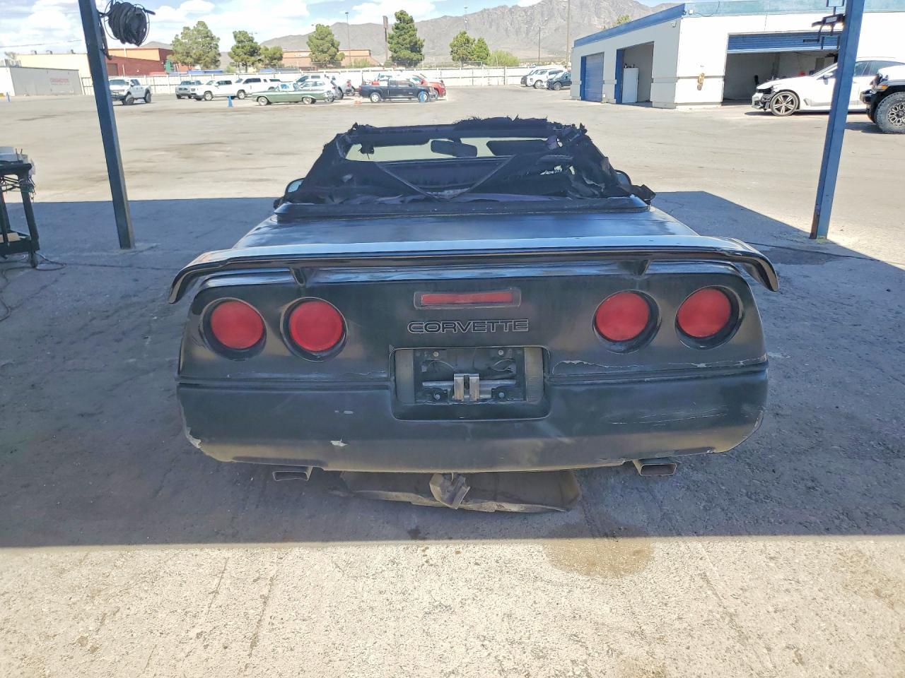 1988 CHEVROLET CORVETTE