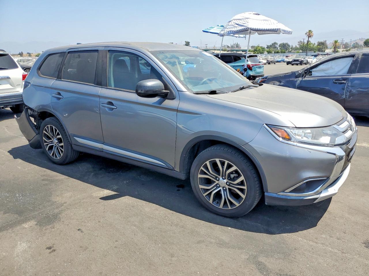 2018 MITSUBISHI OUTLANDER