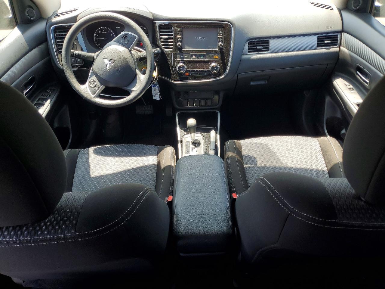 2018 MITSUBISHI OUTLANDER