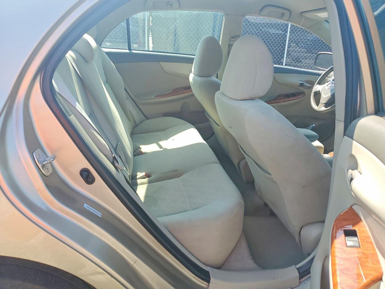 2009 TOYOTA COROLLA