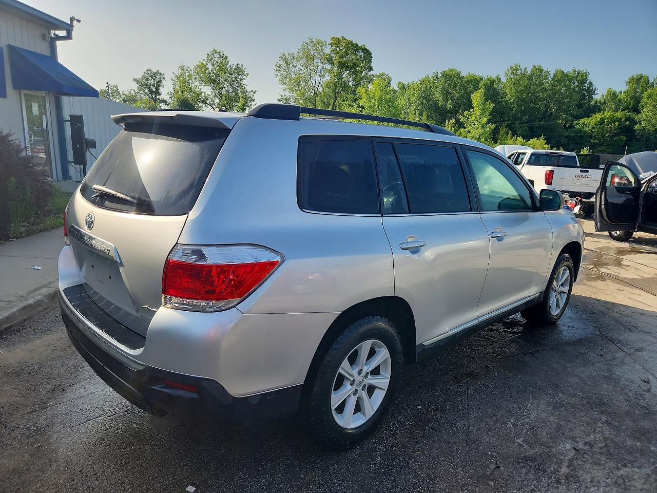 2013 TOYOTA HIGHLANDER