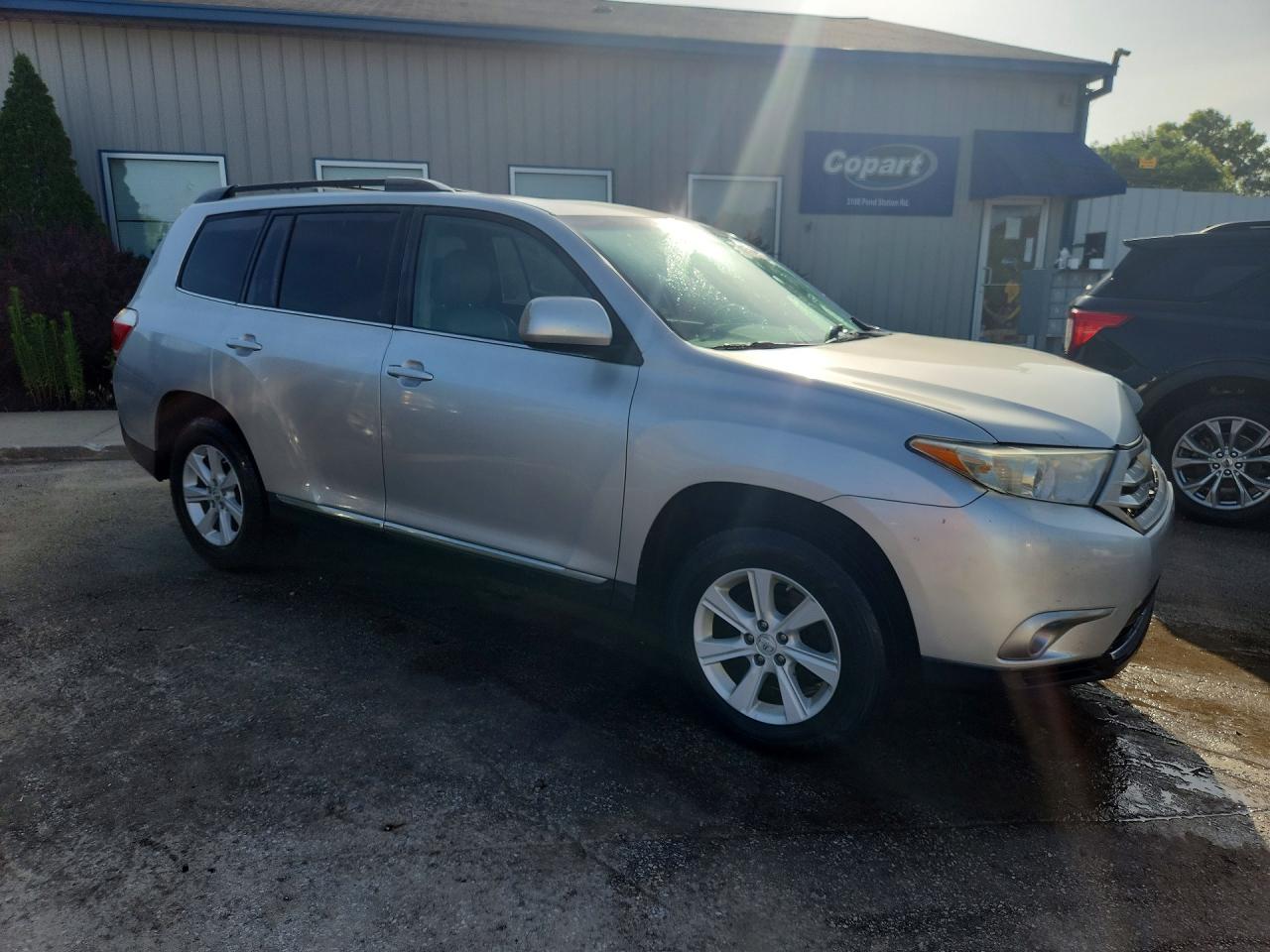 2013 TOYOTA HIGHLANDER