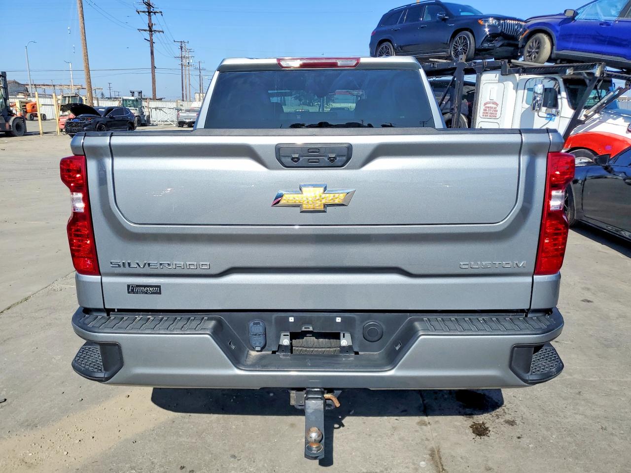 2025 CHEVROLET SILVERADO