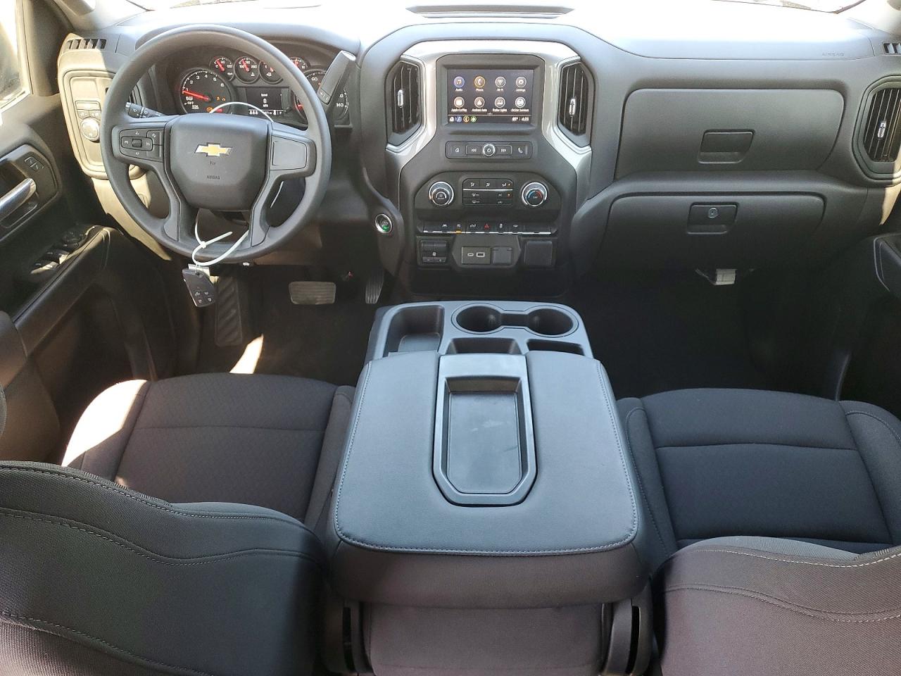 2025 CHEVROLET SILVERADO