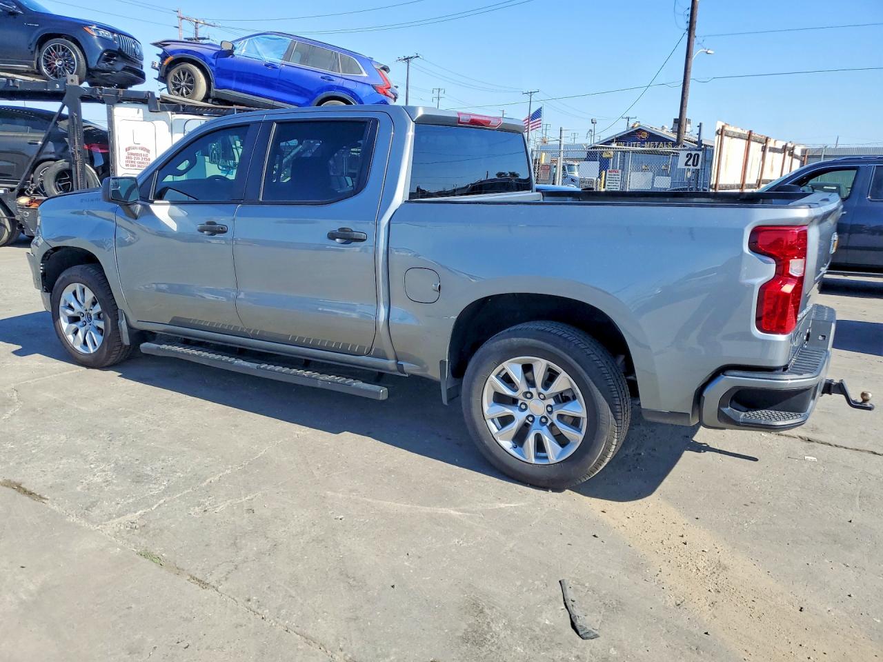 2025 CHEVROLET SILVERADO