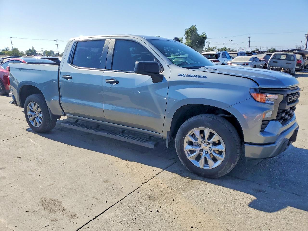 2025 CHEVROLET SILVERADO
