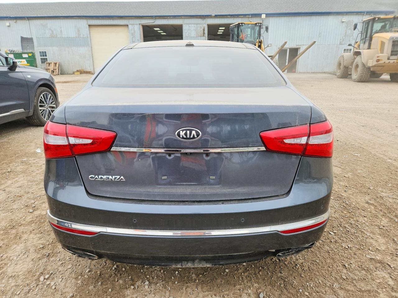 2016 KIA CADENZA
