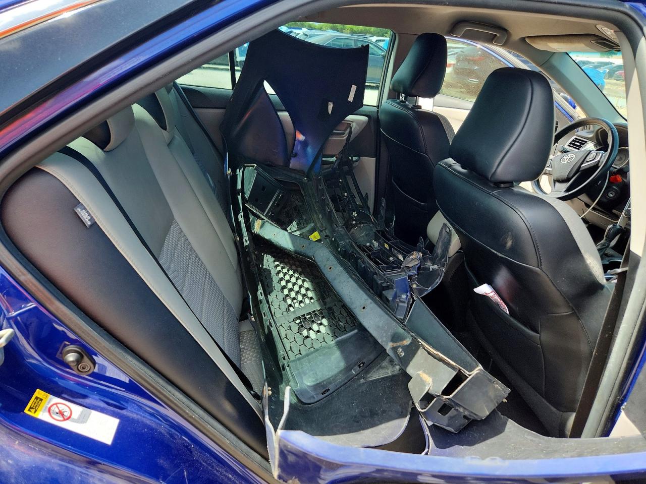 2015 TOYOTA CAMRY