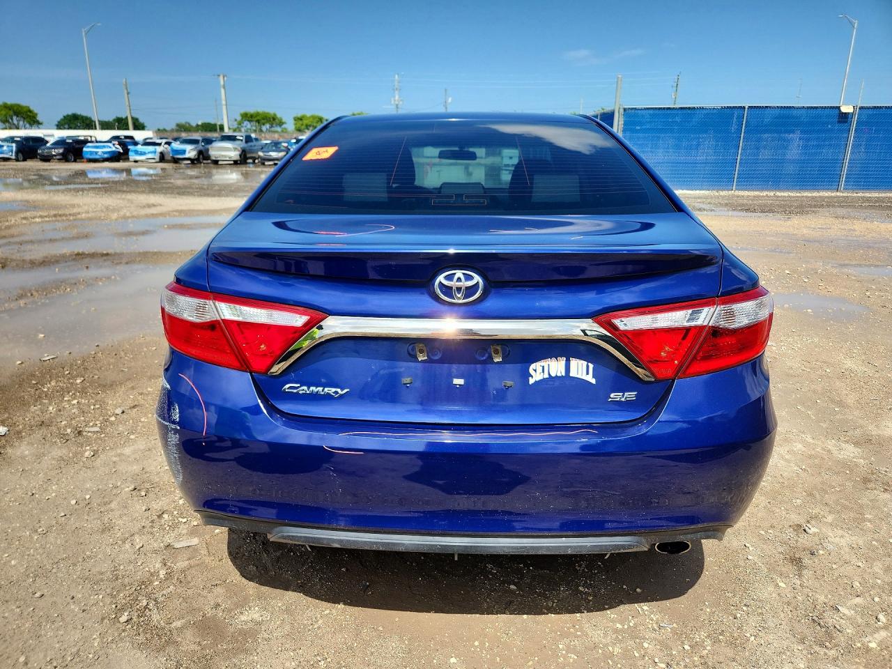 2015 TOYOTA CAMRY