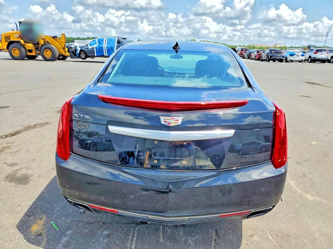 2017 CADILLAC XTS