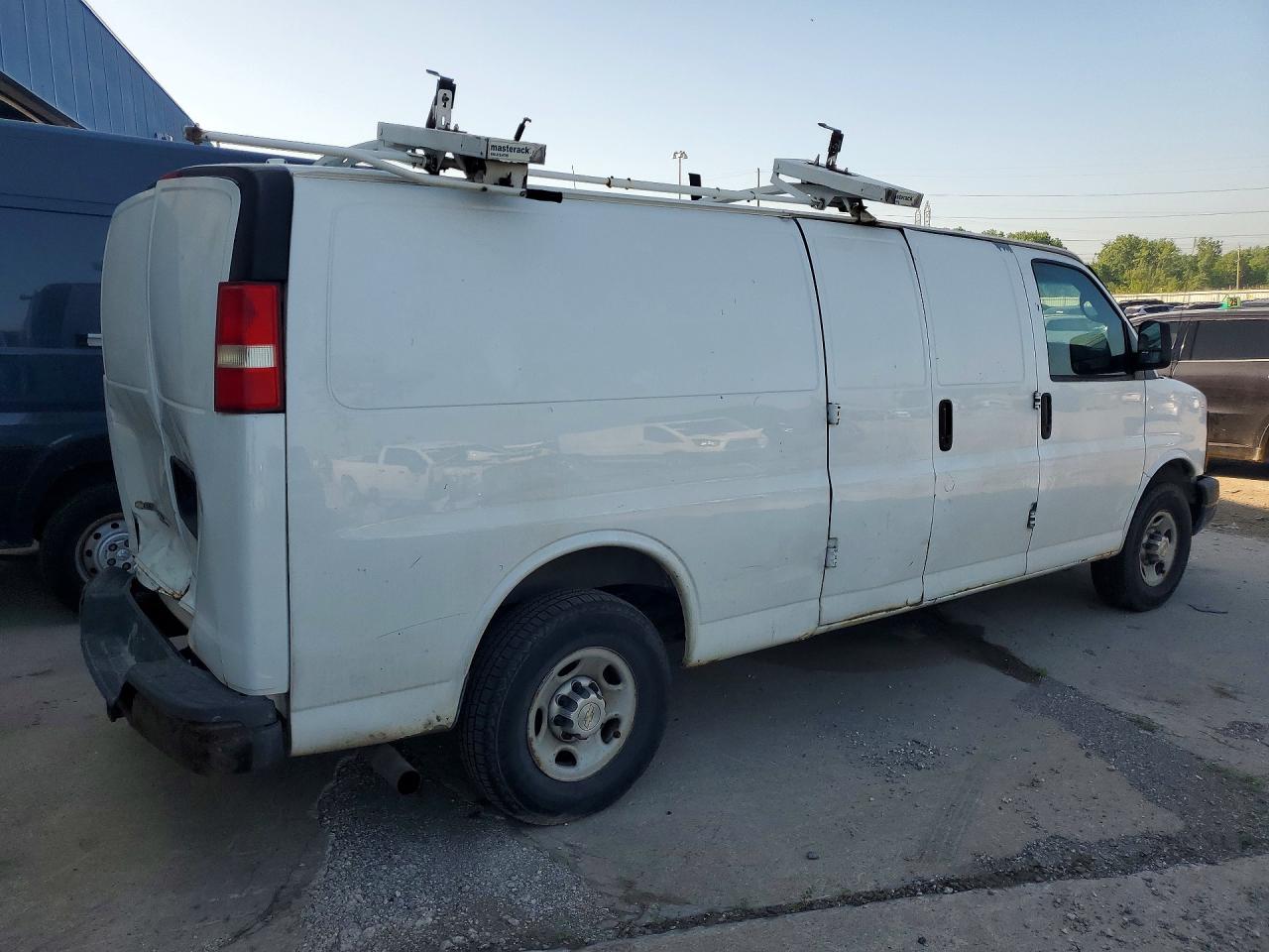 2013 CHEVROLET EXPRESS