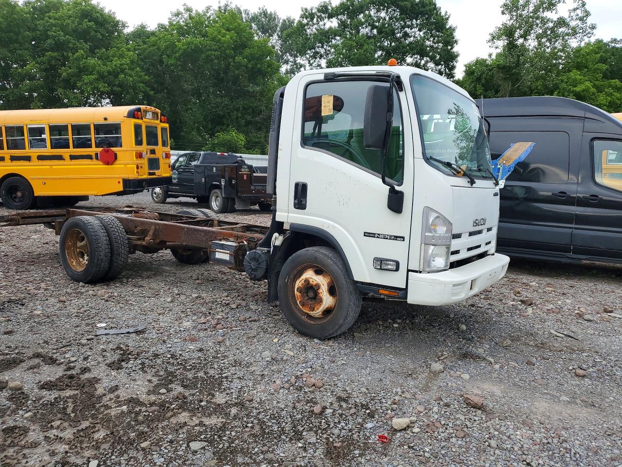 2012 ISUZU NPR