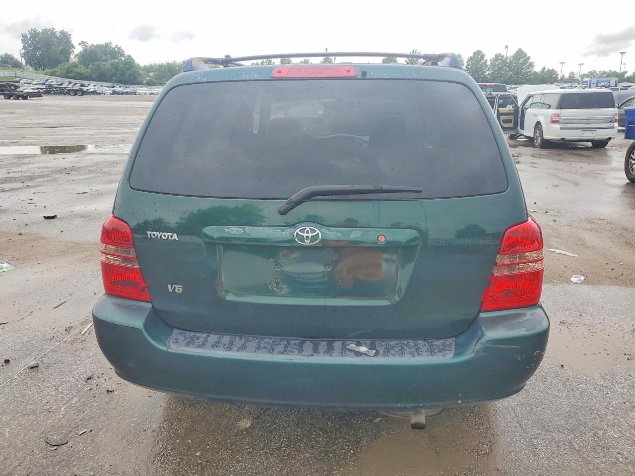 2002 TOYOTA HIGHLANDER