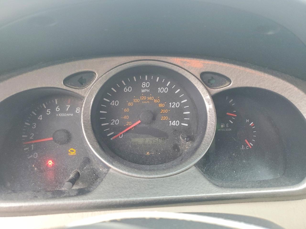 2002 TOYOTA HIGHLANDER
