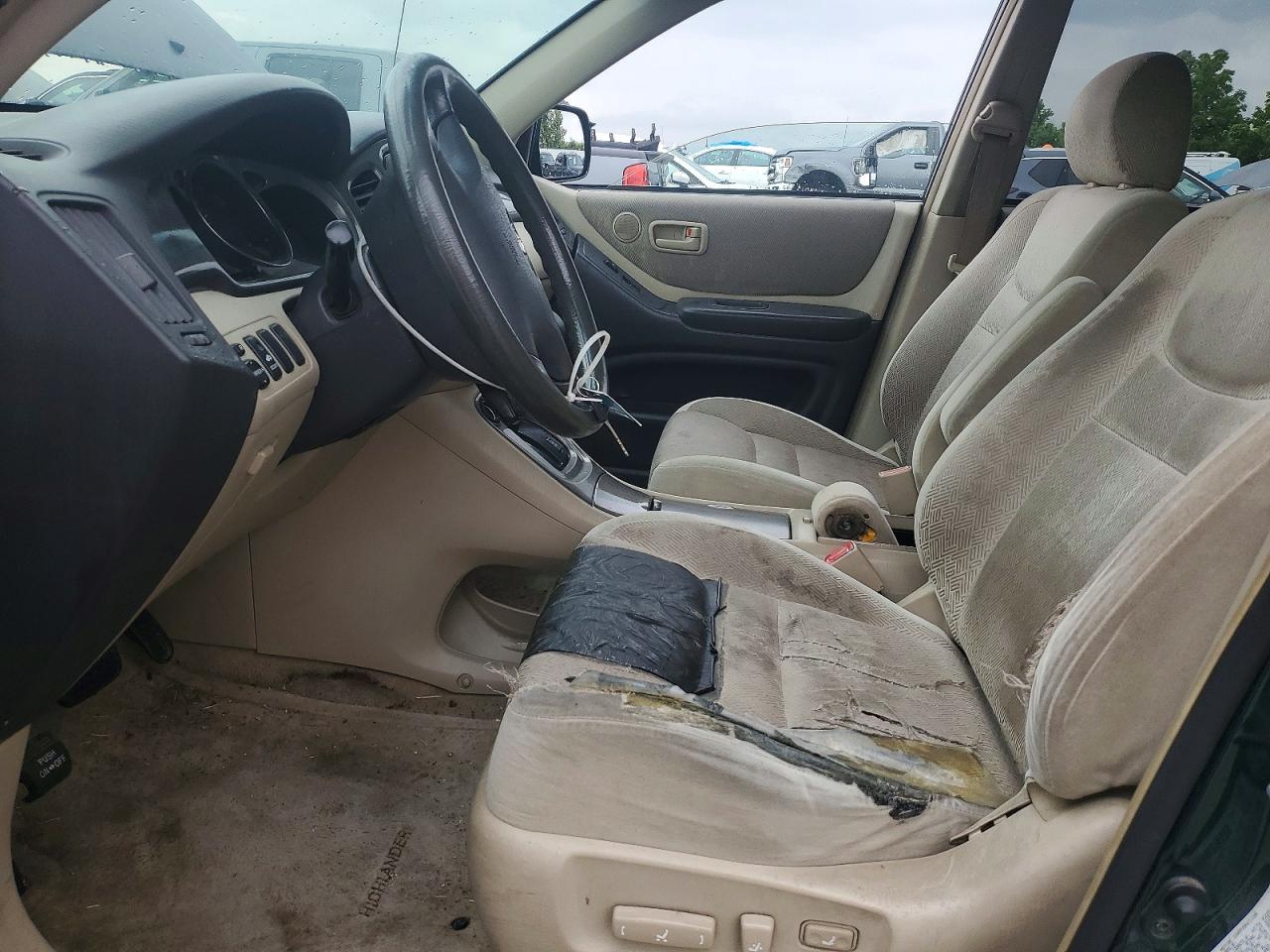 2002 TOYOTA HIGHLANDER