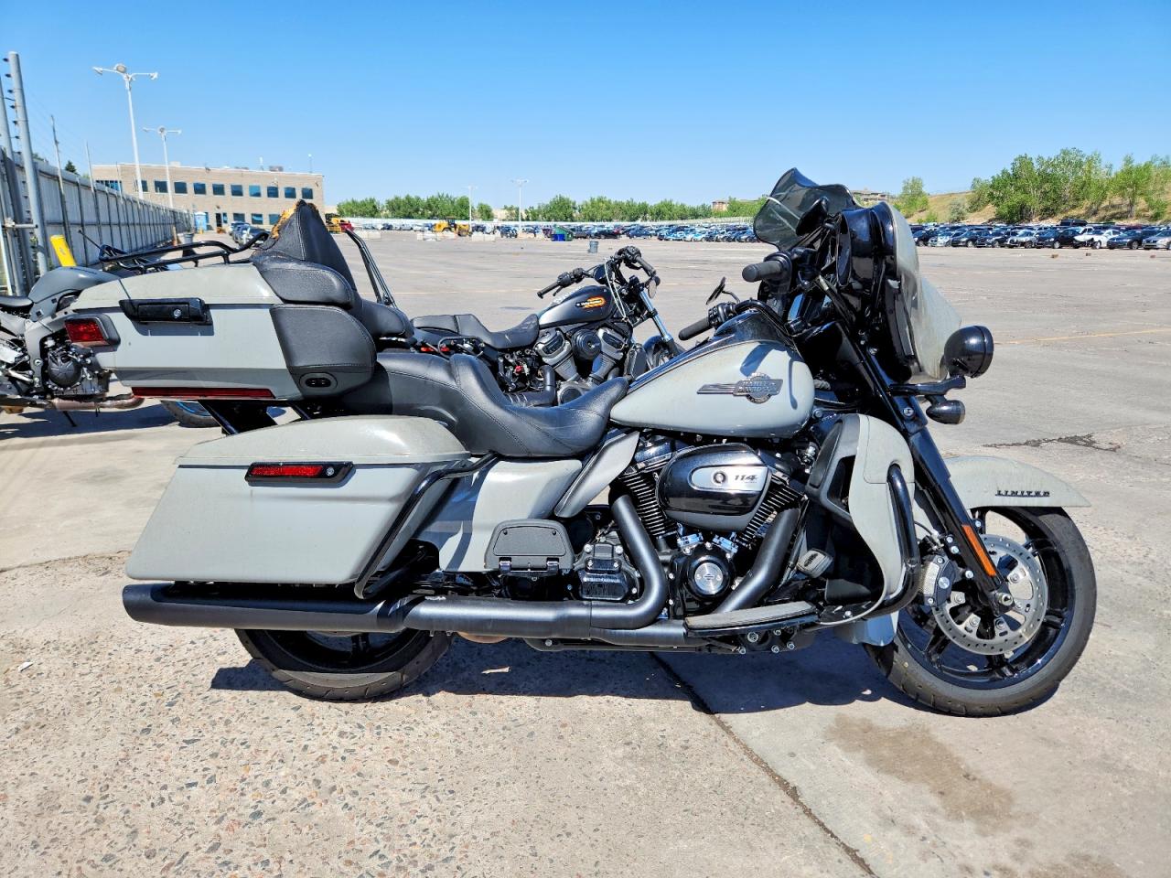 2024 HARLEY-DAVIDSON FL