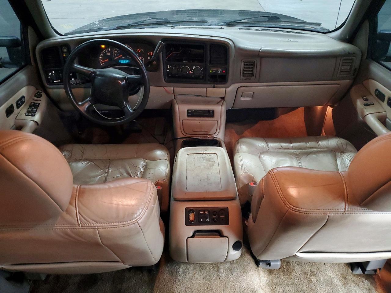 2001 CHEVROLET TAHOE