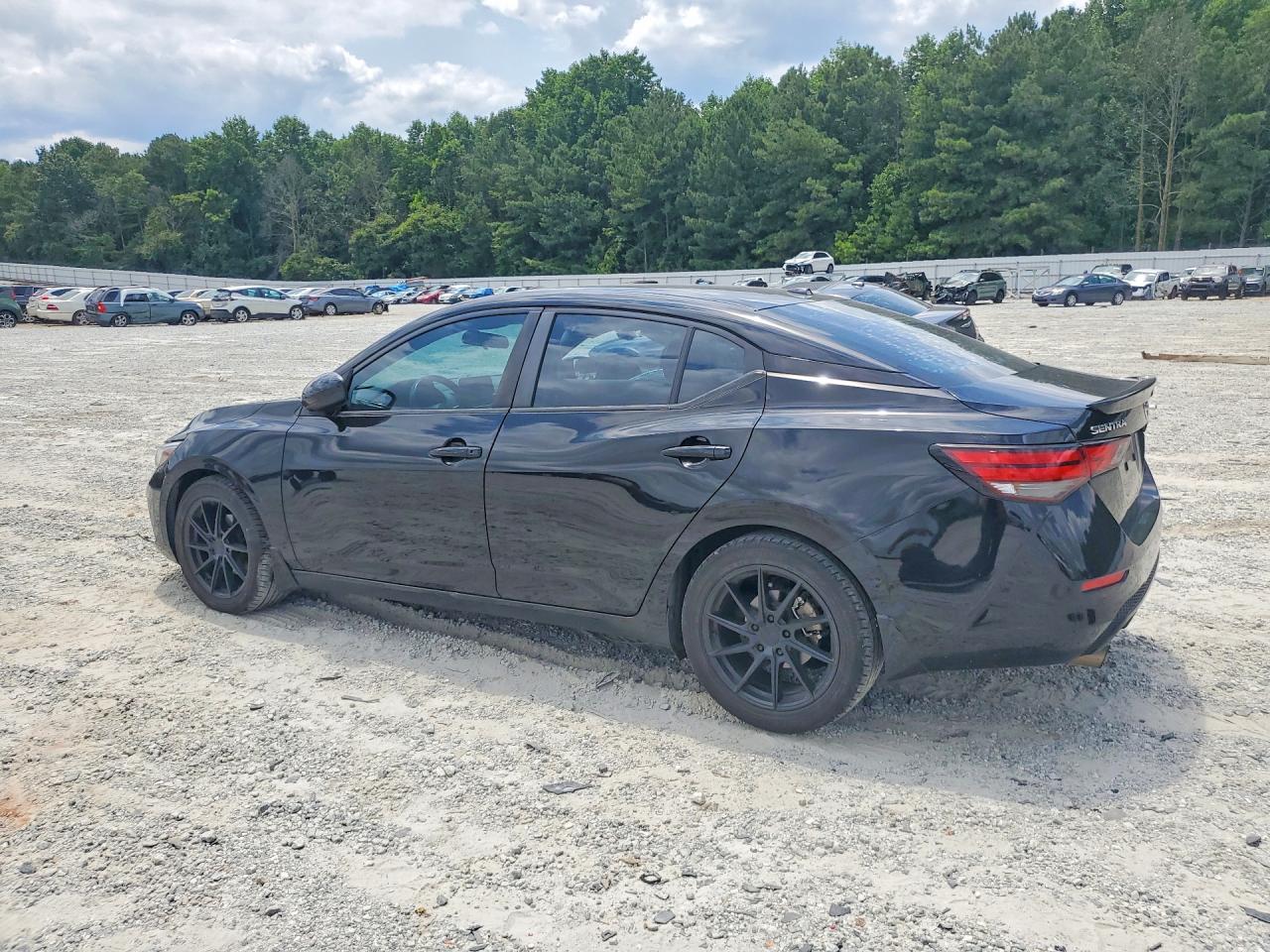 2022 NISSAN SENTRA