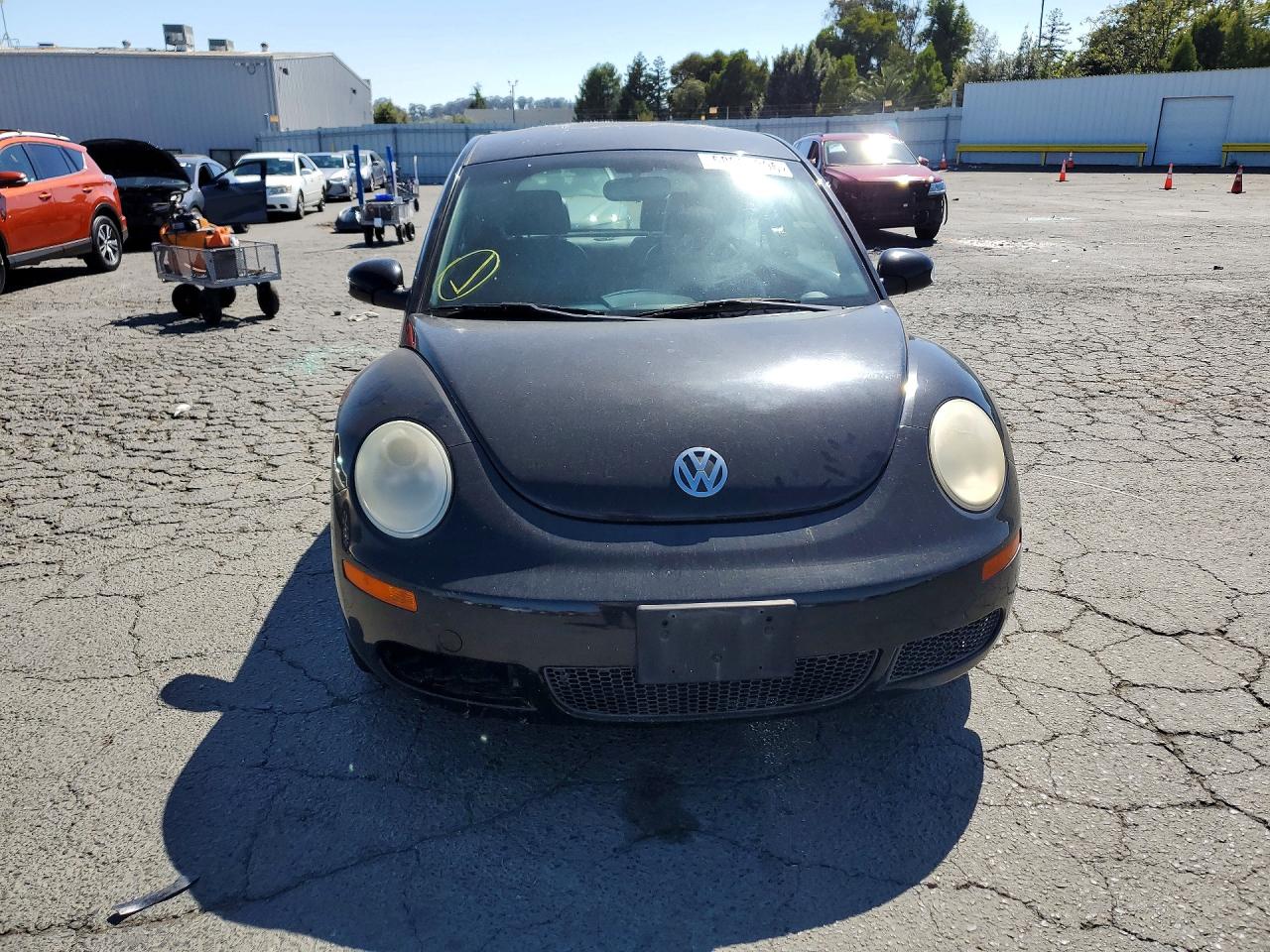 2010 VOLKSWAGEN BEETLE