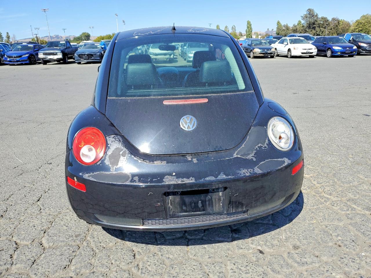 2010 VOLKSWAGEN BEETLE