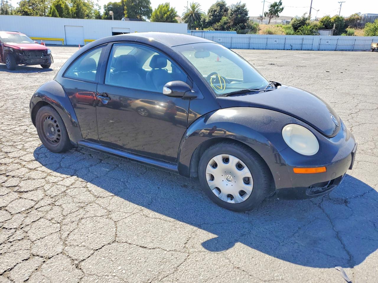 2010 VOLKSWAGEN BEETLE