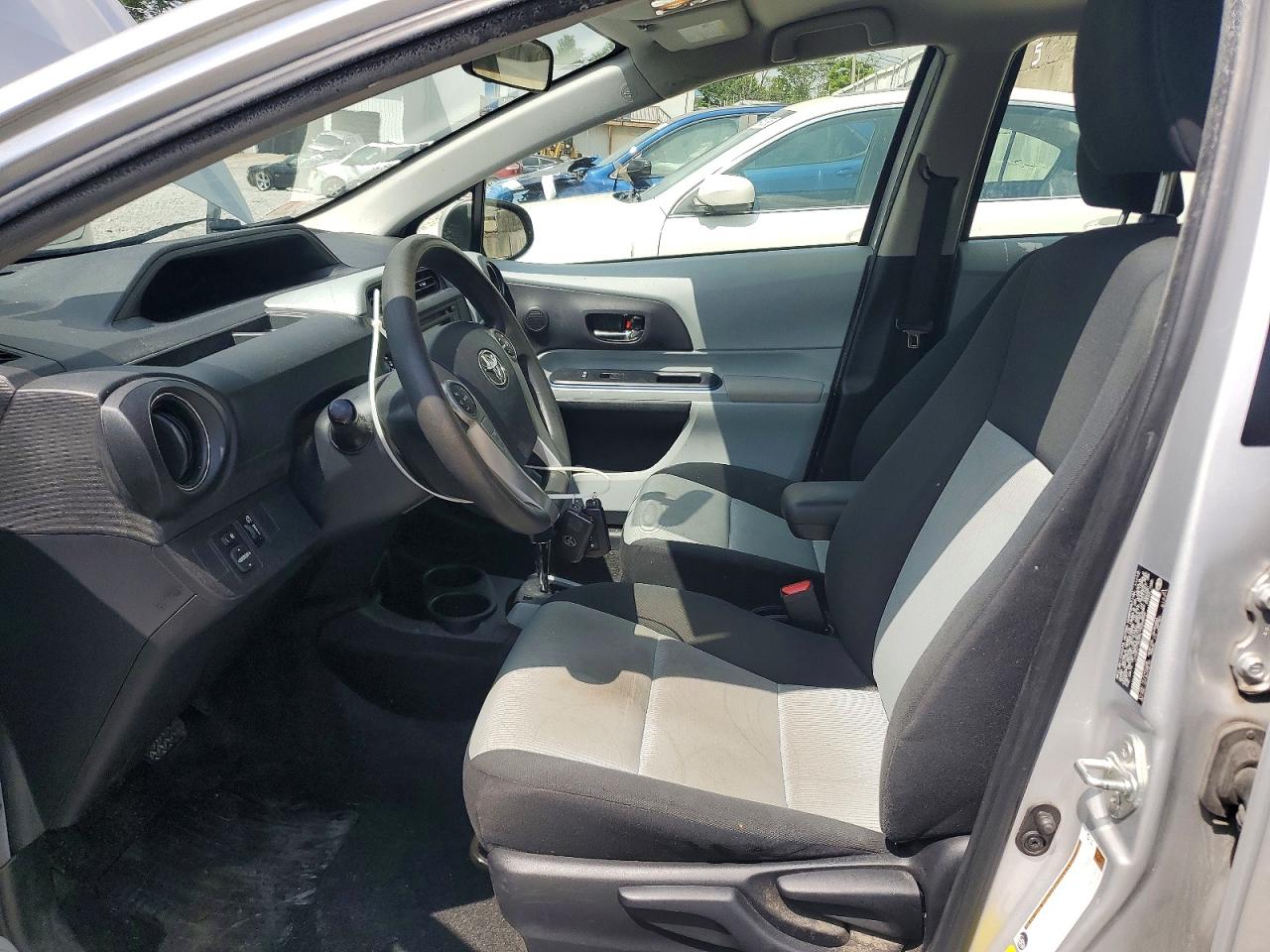 2012 TOYOTA PRIUS