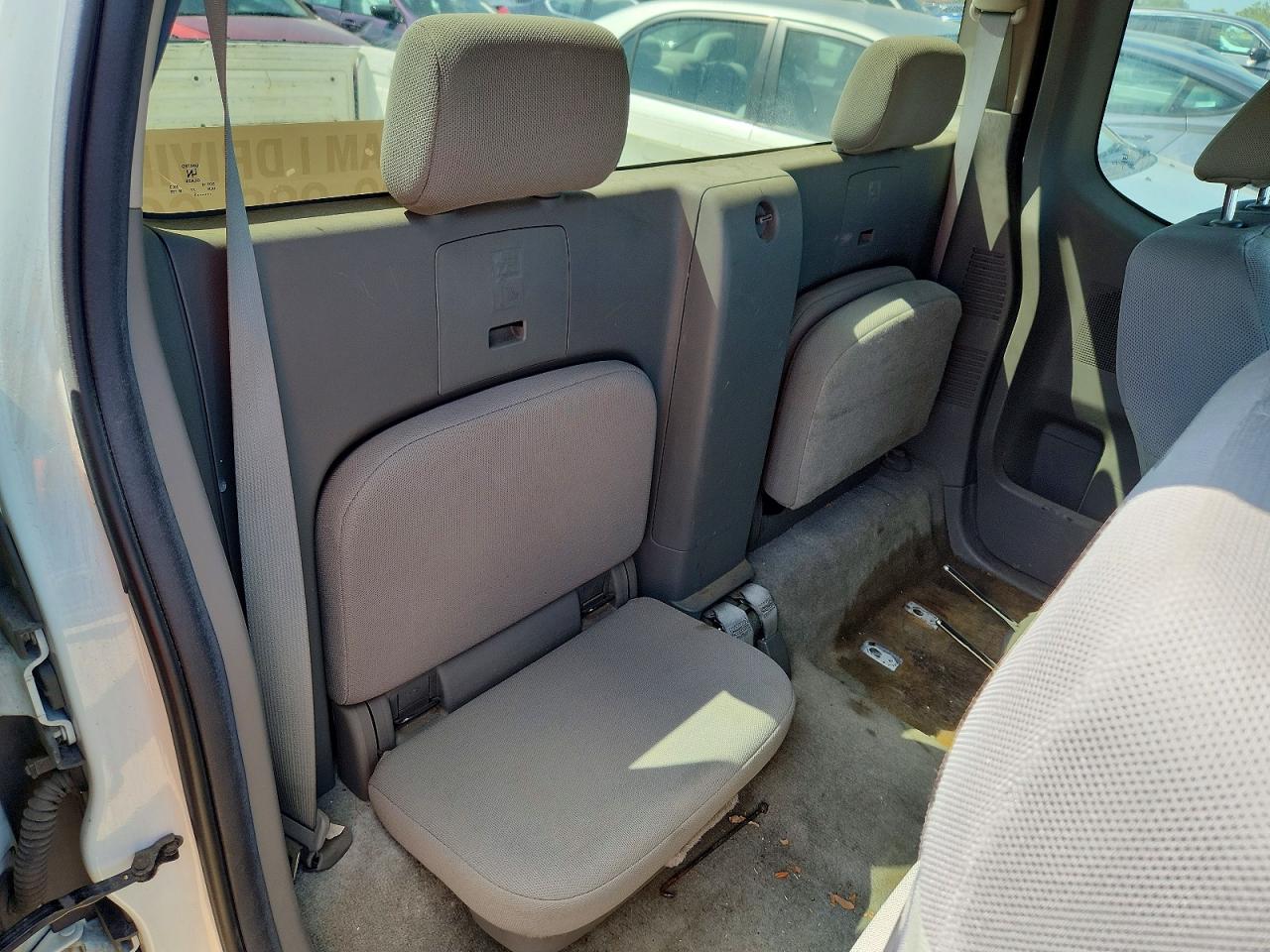 2015 NISSAN FRONTIER