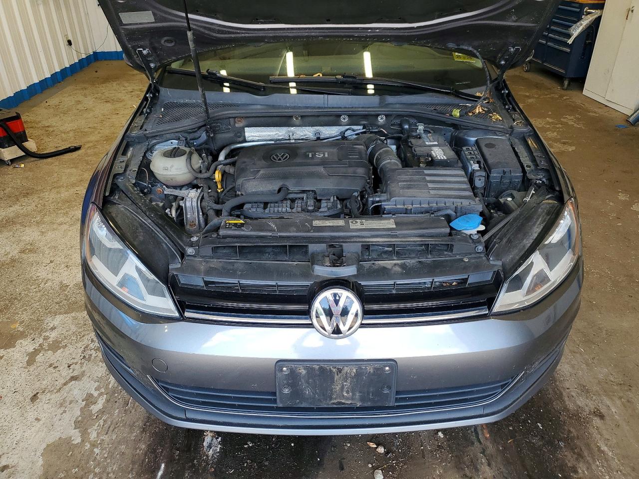 2015 VOLKSWAGEN GOLF