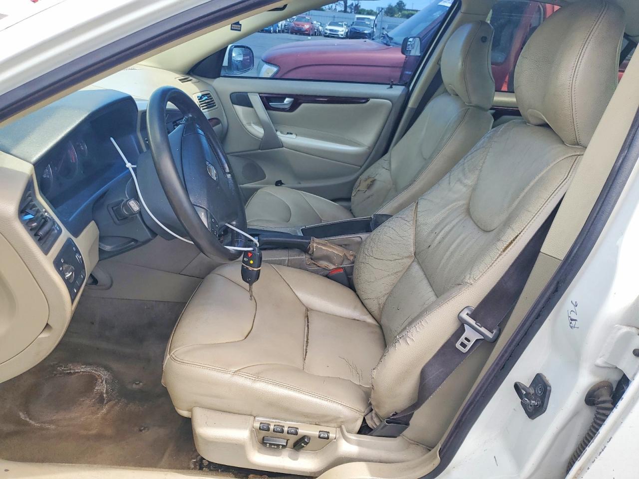 2004 VOLVO S60
