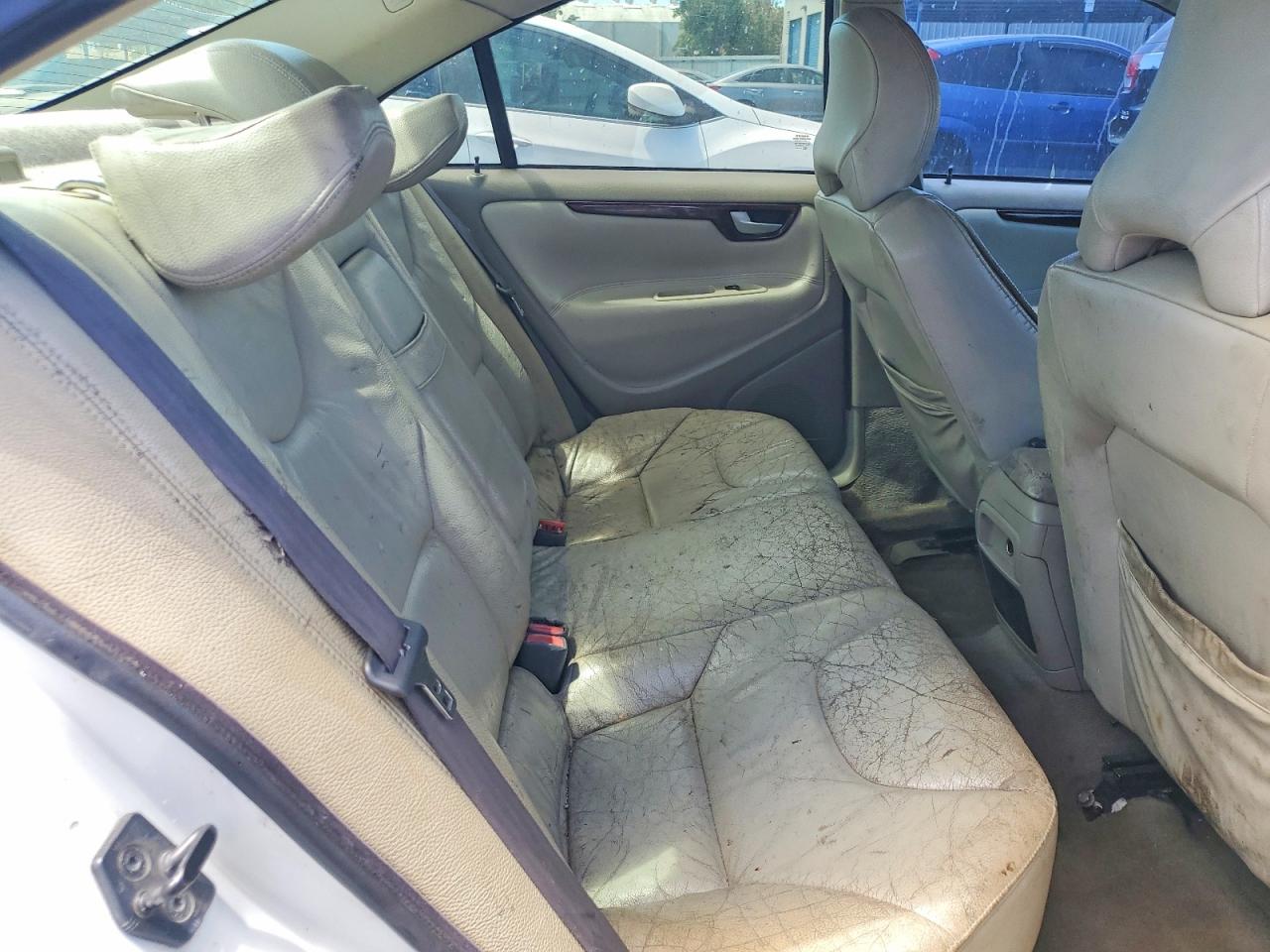 2004 VOLVO S60