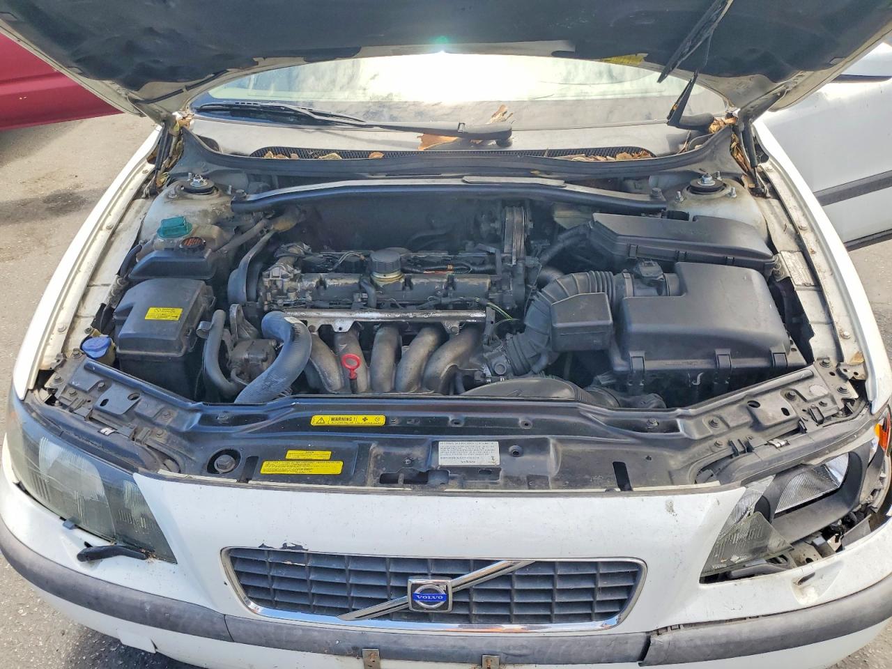 2004 VOLVO S60