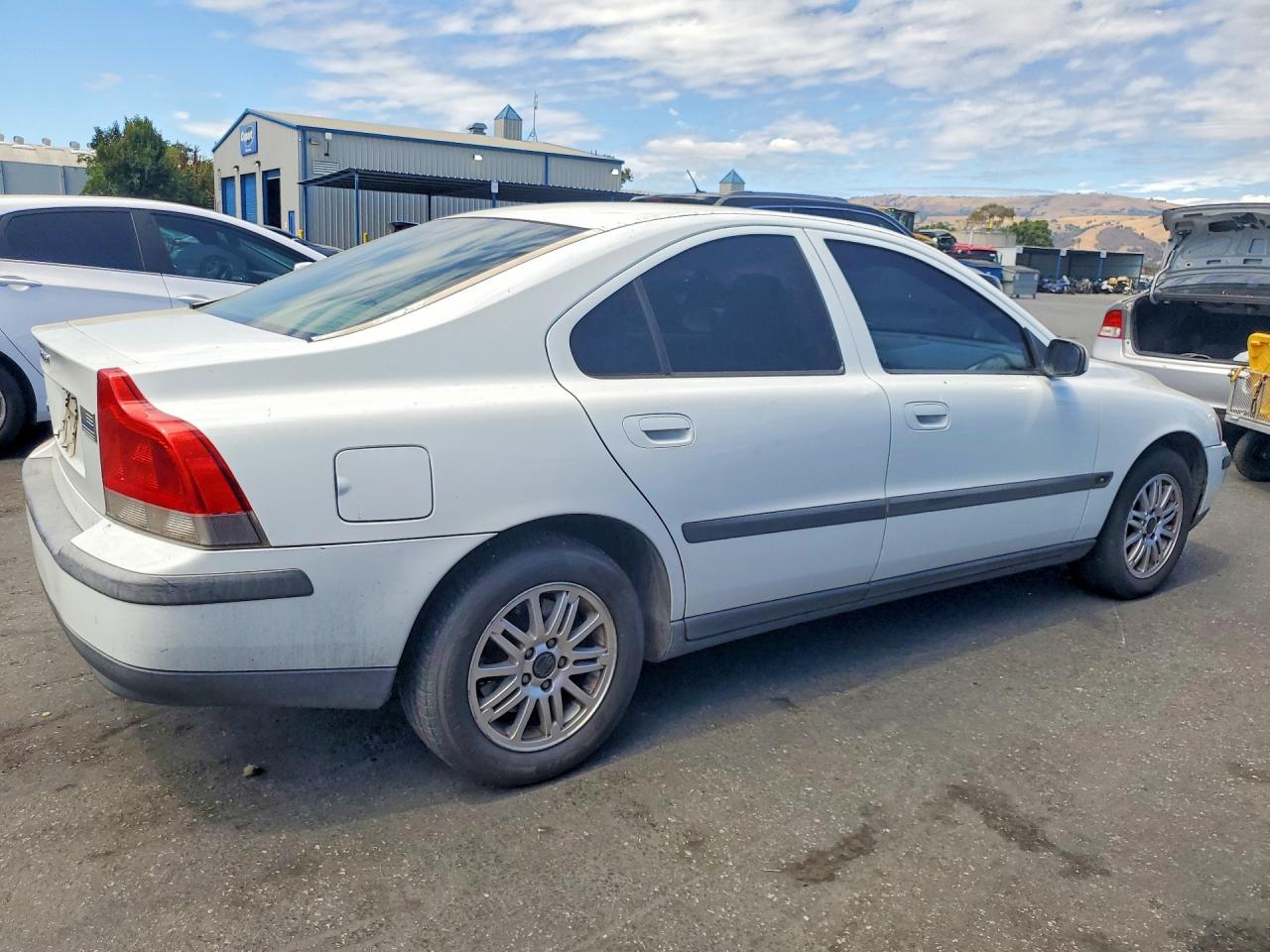 2004 VOLVO S60
