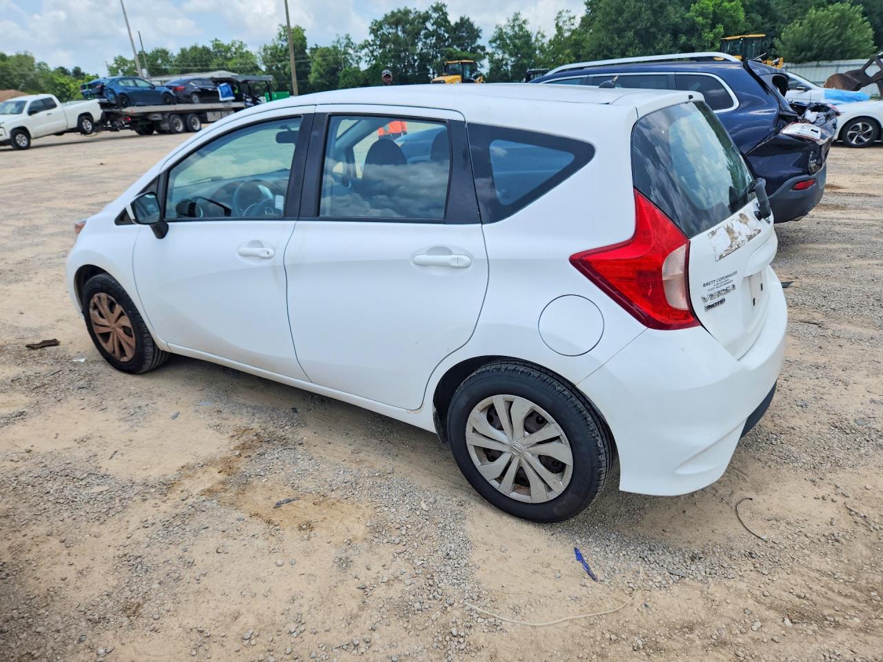 2018 NISSAN VERSA