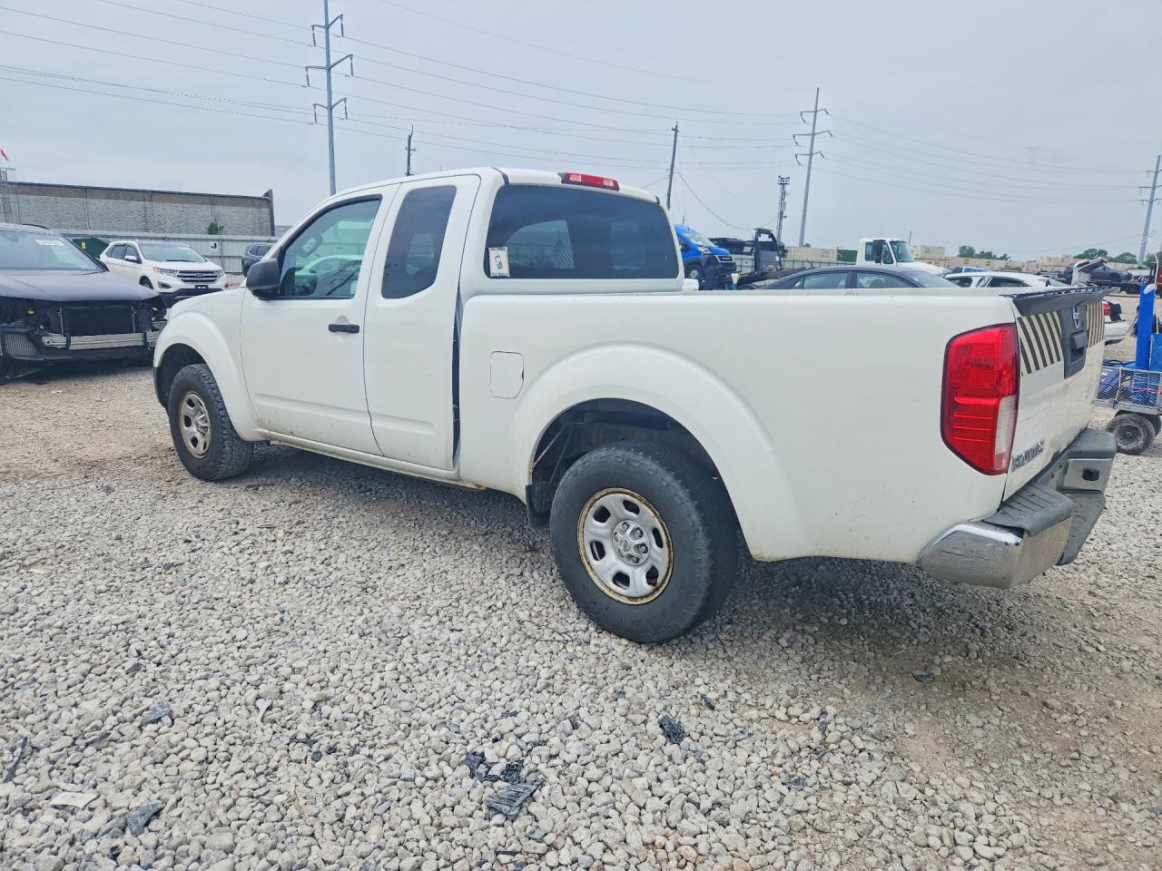 2015 NISSAN FRONTIER