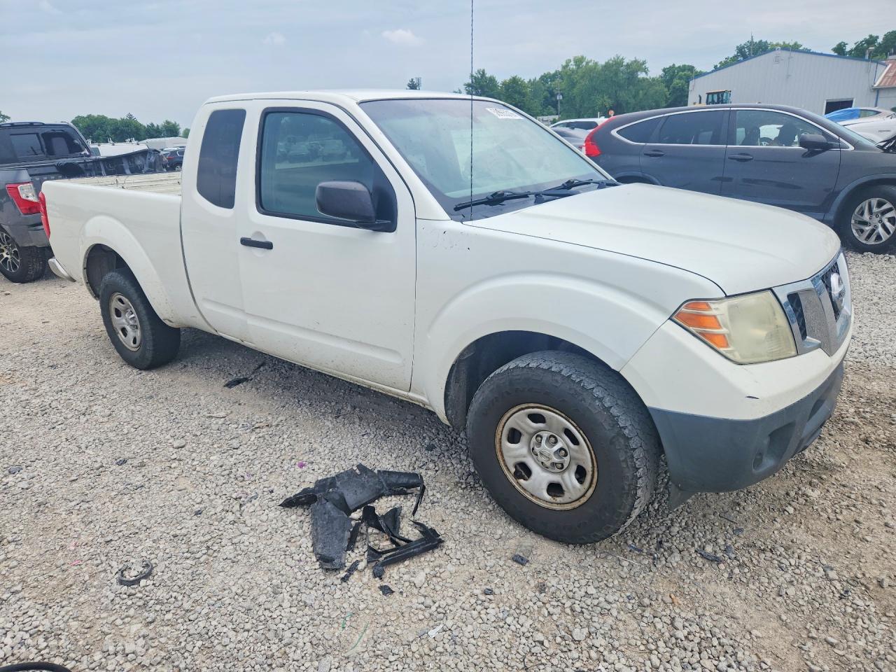 2015 NISSAN FRONTIER