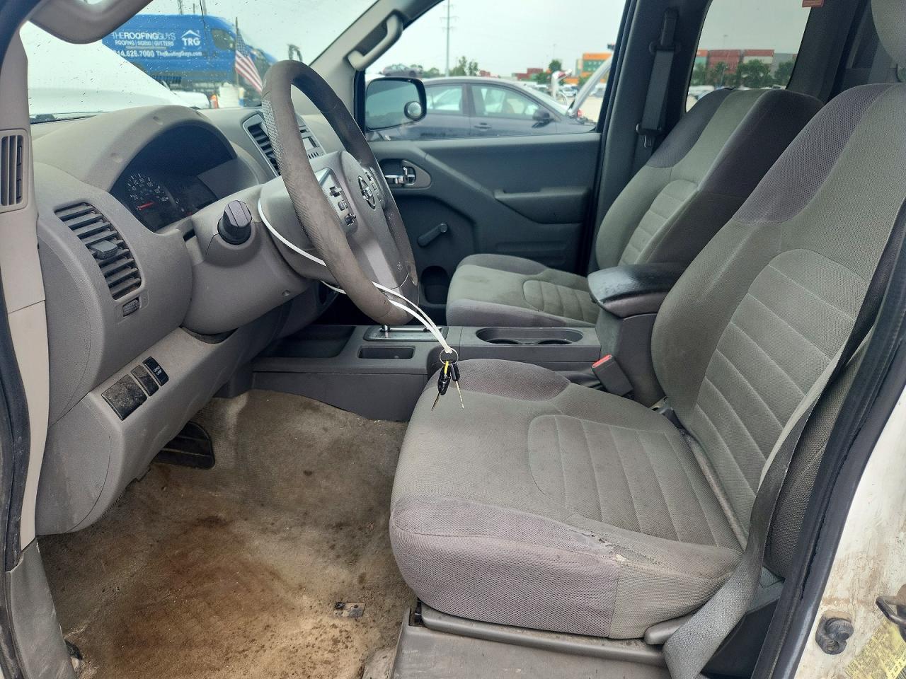 2015 NISSAN FRONTIER