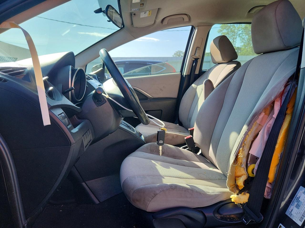 2013 MAZDA 5