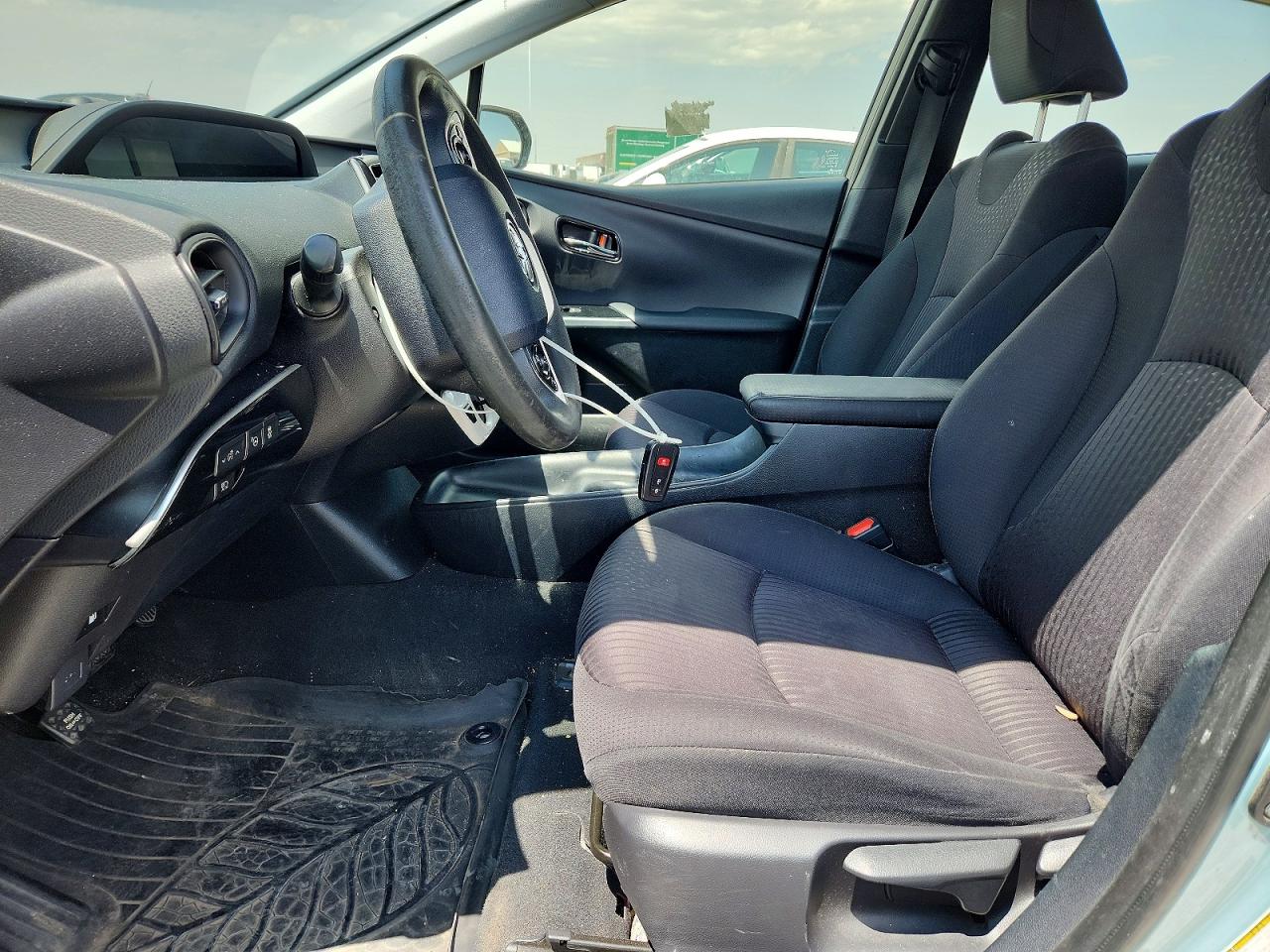 2018 TOYOTA PRIUS